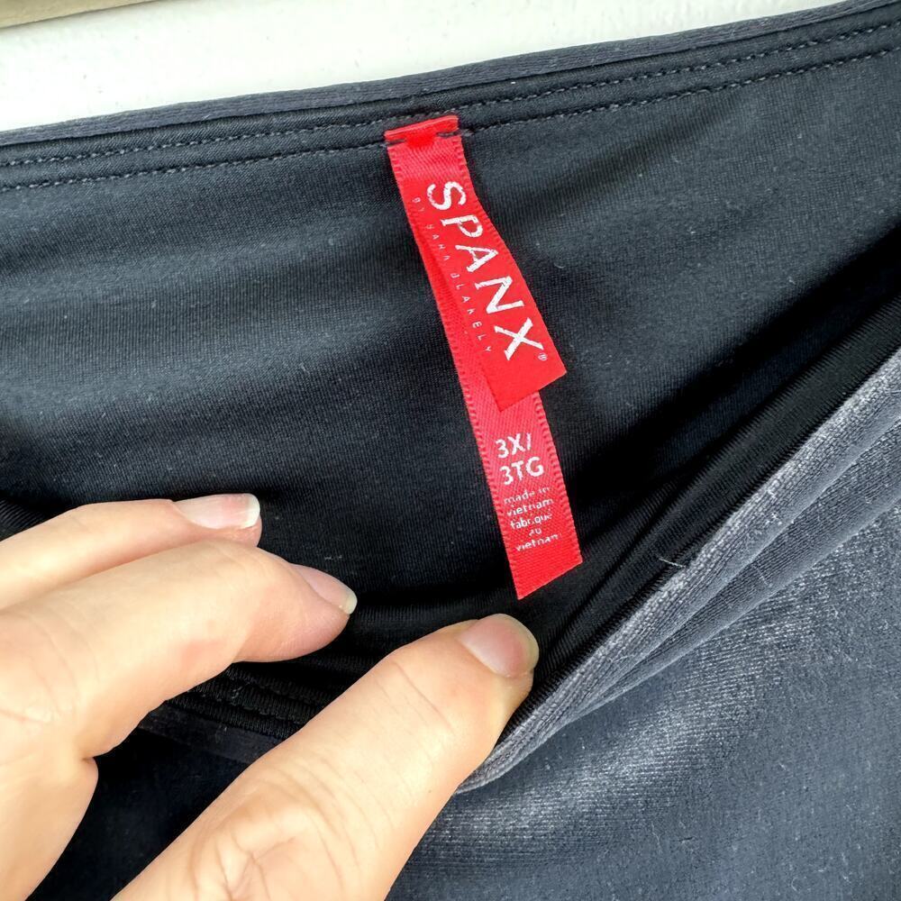 Spanx Grey Velvet High Rise Leggings 3X - Picture 3 of 4